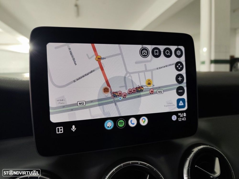 Mercedes-Benz CLA 180 d AMG Line - 20