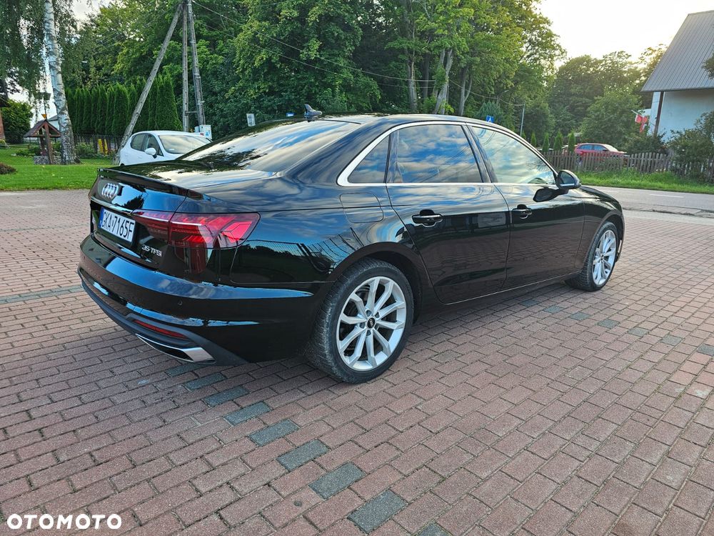 Audi A4 Limousine - 16