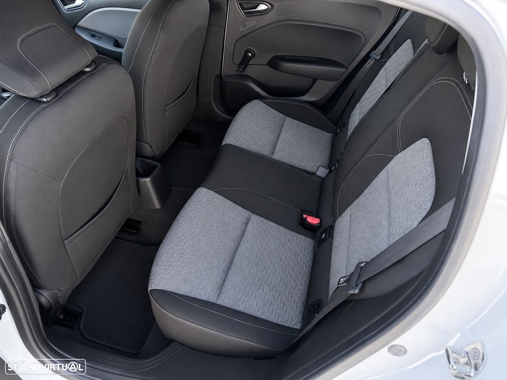 Renault Clio BLUE dCi 85 BUSINESS EDITION - 18