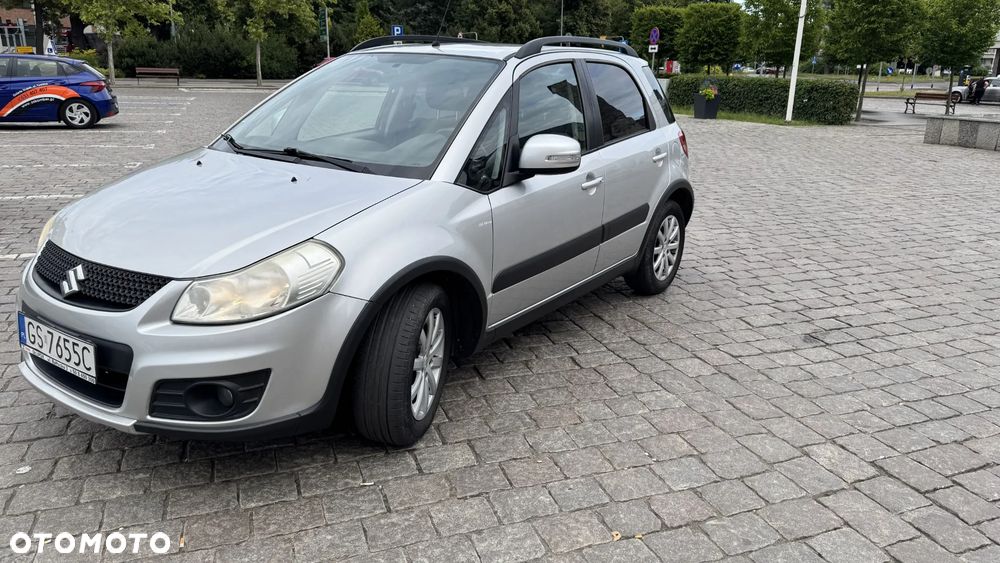 Suzuki SX4 1.6 Comfort Plus - 7