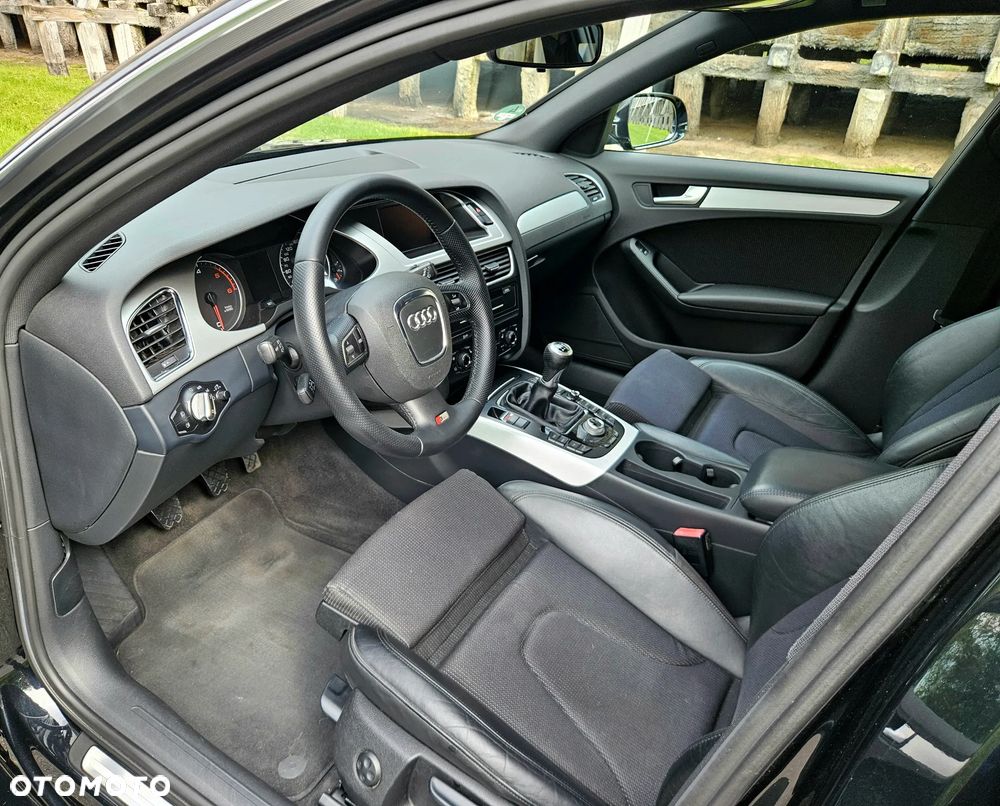 Audi A4 Avant 2.0 TDI - 15