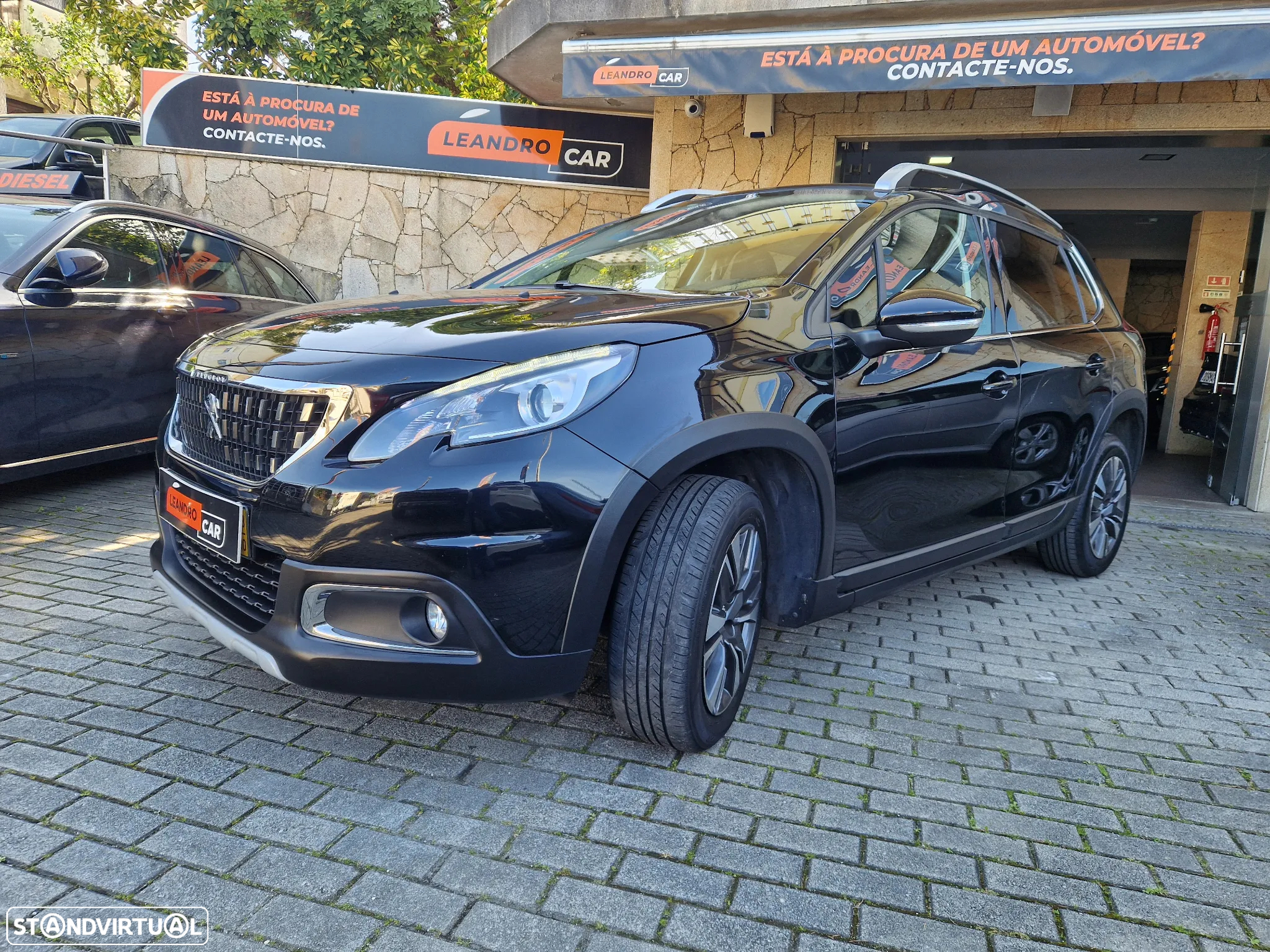 Peugeot 2008 1.5 BlueHDi Allure EAT6 - 3