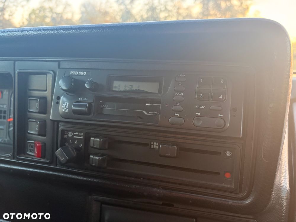 Volkswagen Golf - 17