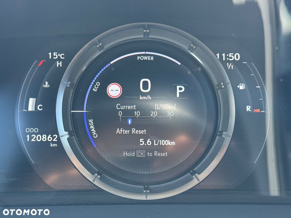 Lexus ES 300h F Sport - 16