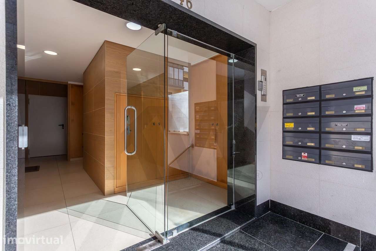 Fantástico T3 Penthouse com terraço de 75 m2. CASCAIS - Grande imagem: 3/24