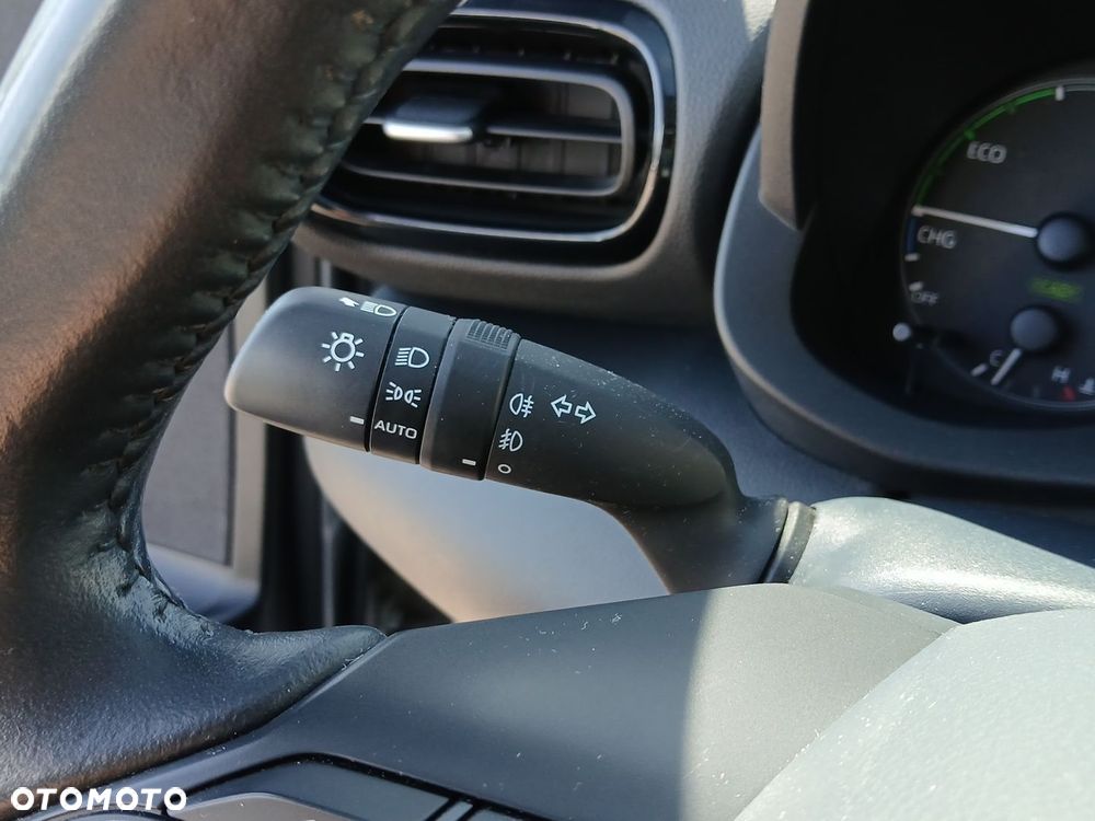 Toyota Yaris Hybrid 1.5 Comfort - 26