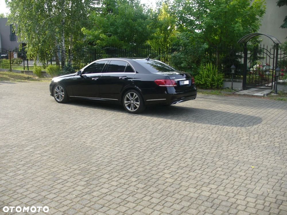 Mercedes-Benz Klasa E 350 BlueEFFICIENCY 7G-TRONIC Avantgarde - 5