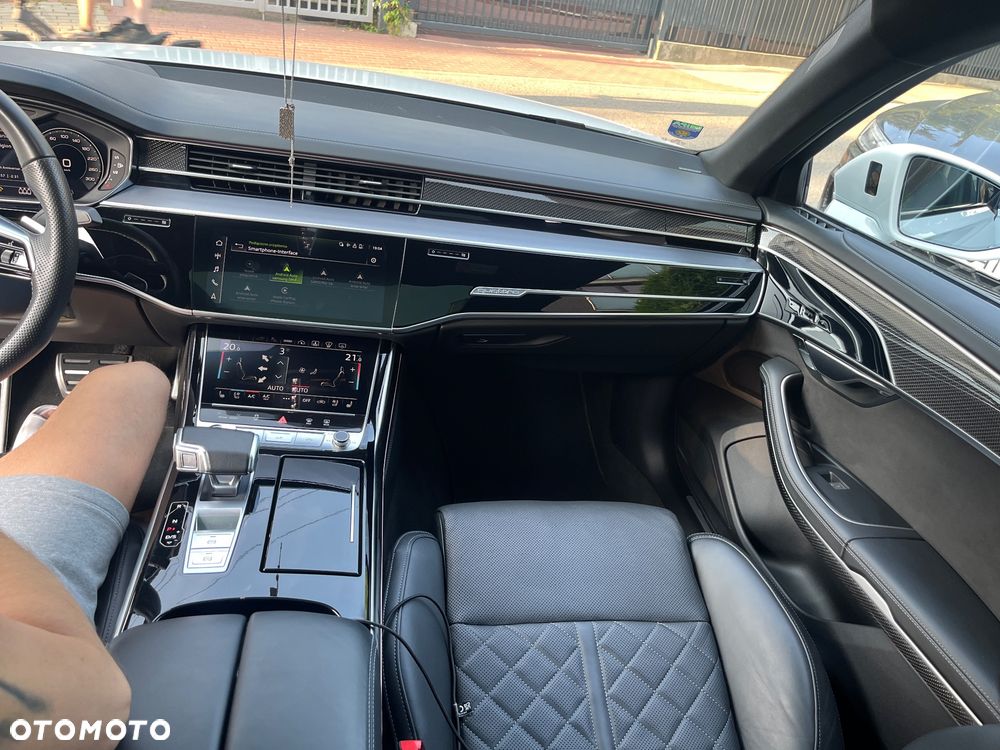 Audi A8 55 TFSI quattro tiptronic - 24