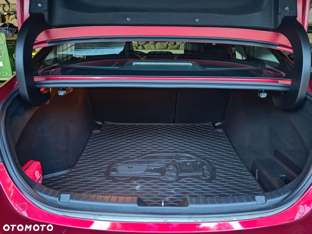 Mazda 3 - 12