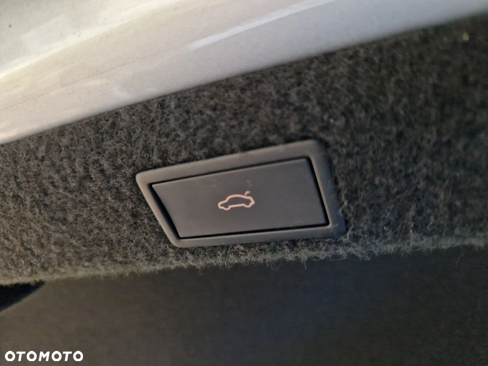 Skoda Octavia 1.5 TSI mHEV Drive Selection DSG - 36