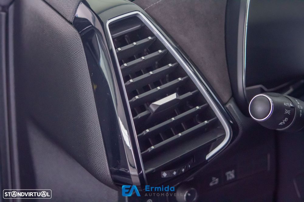 DS DS7 Crossback - 43