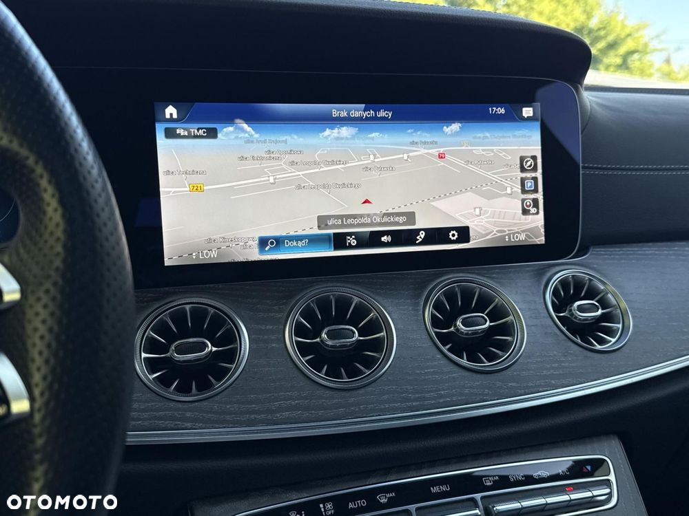 Mercedes-Benz CLS - 25