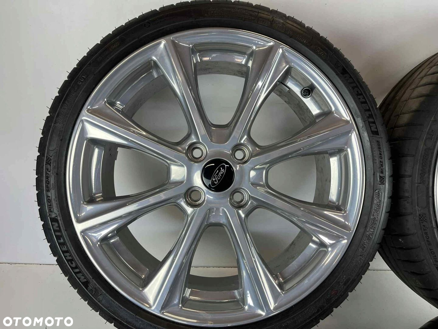 FORD FIESTA MK8 VIGNALE ST LINE KOŁA LETNIE FELGI 7JX18 ET47.5 4X108 DEMO - 2