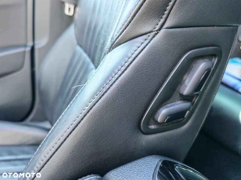 Skoda Superb 2.0 TDI Ambition DSG - 28