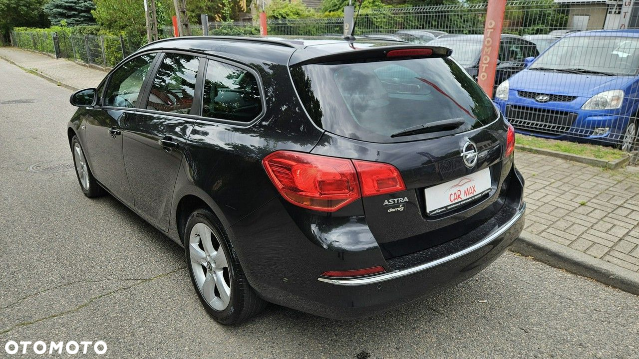 Opel Astra 1.4 Turbo Selection - 14