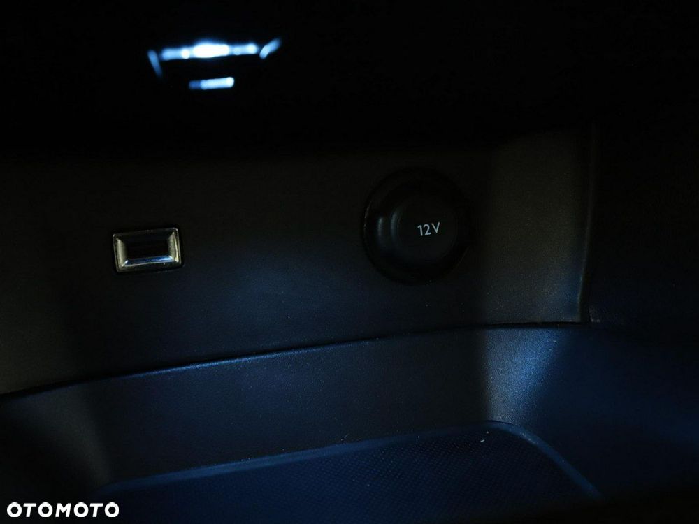 Peugeot 3008 1.5 BlueHDi Active S&S - 26