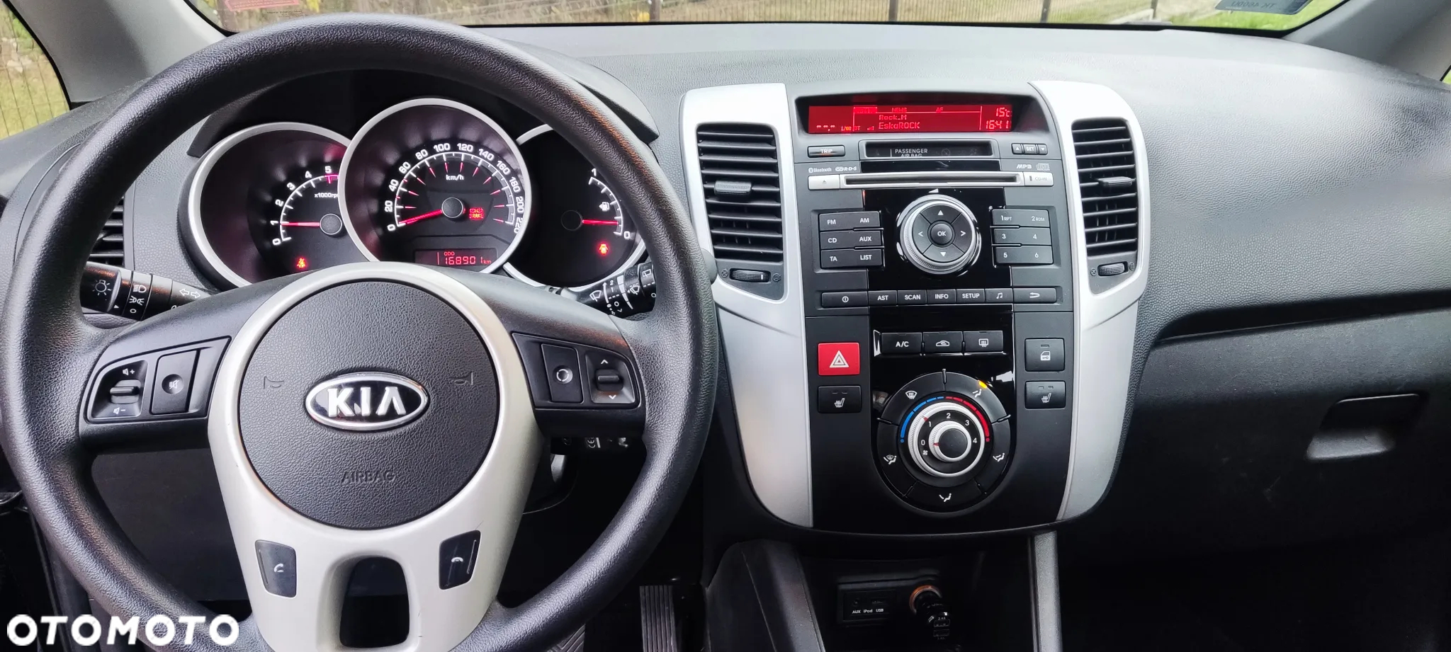 Kia Venga - 5