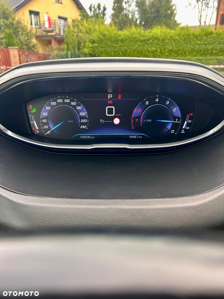 Peugeot 3008 1.2 PureTech Allure S&S EAT6 - 25