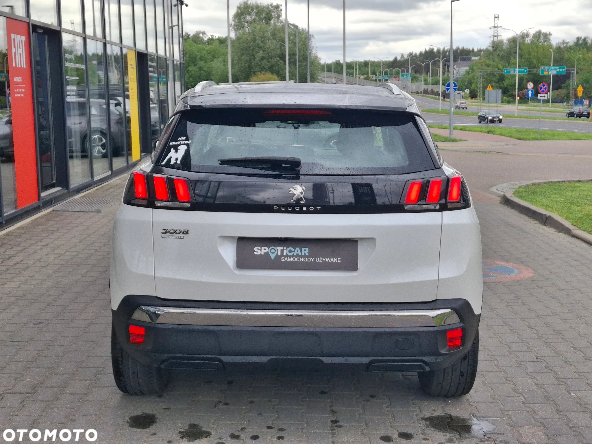 Peugeot 3008 1.2 PureTech GPF Allure S&S EAT8 - 7