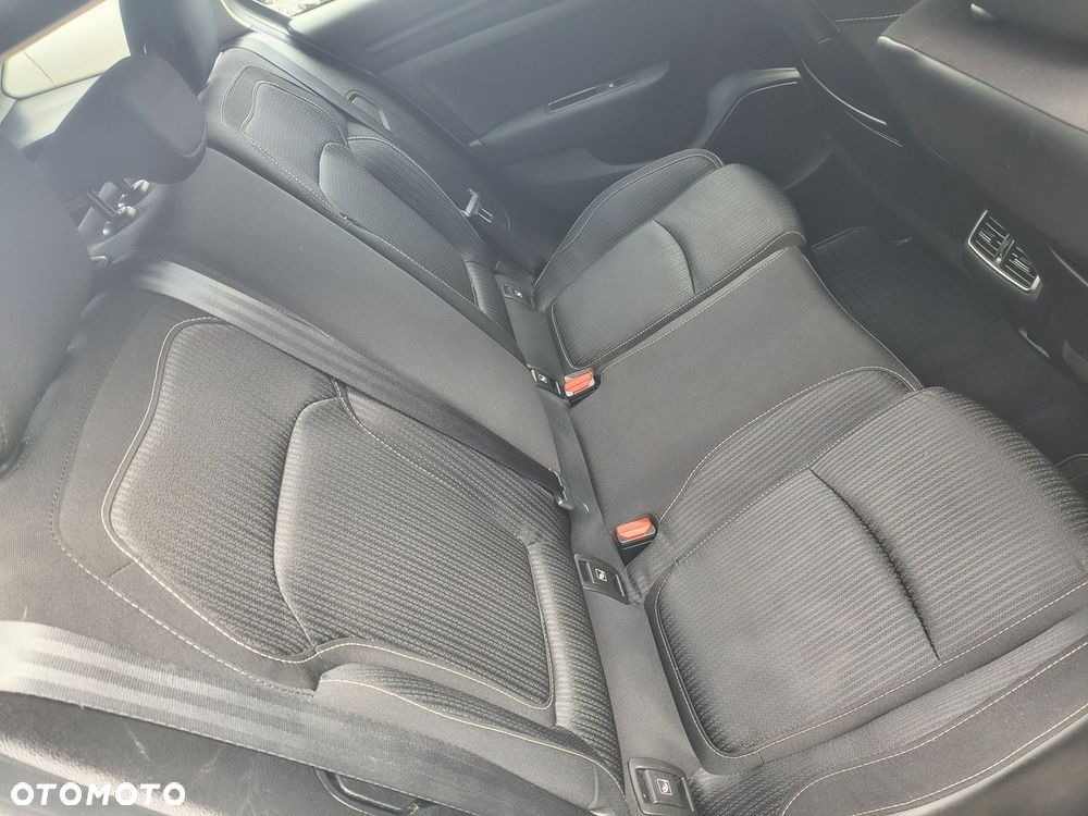 Renault Megane ENERGY TCe 130 BUSINESS - 21