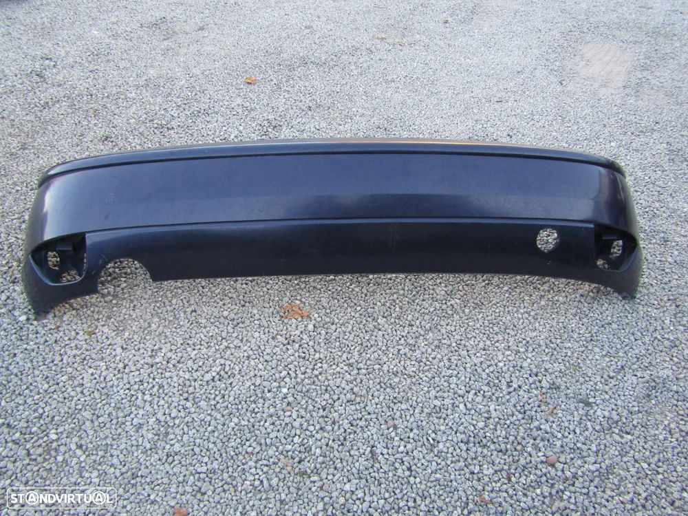 Para-choques tras Ford Focus ano 2002 a 2004 - 4