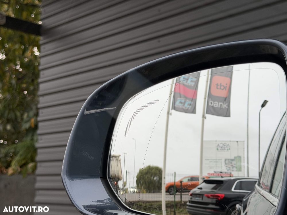 Volvo XC 90 B5 D AWD Geartronic Momentum Pro - 33
