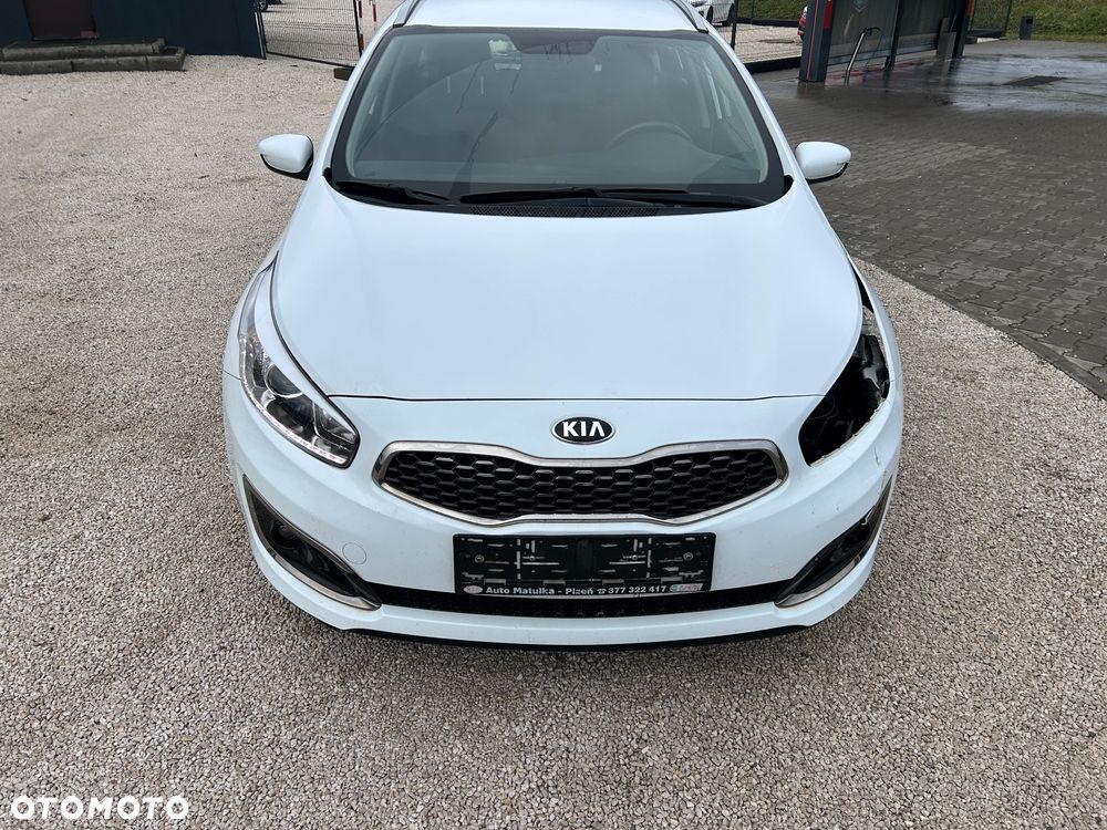 Kia Ceed - 15