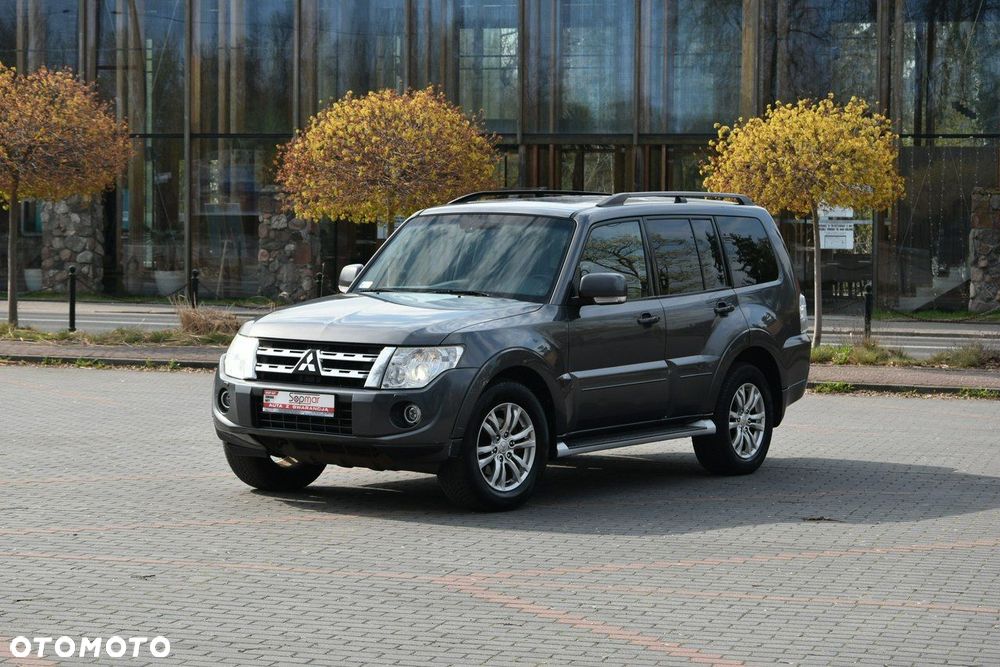Mitsubishi Pajero - 3