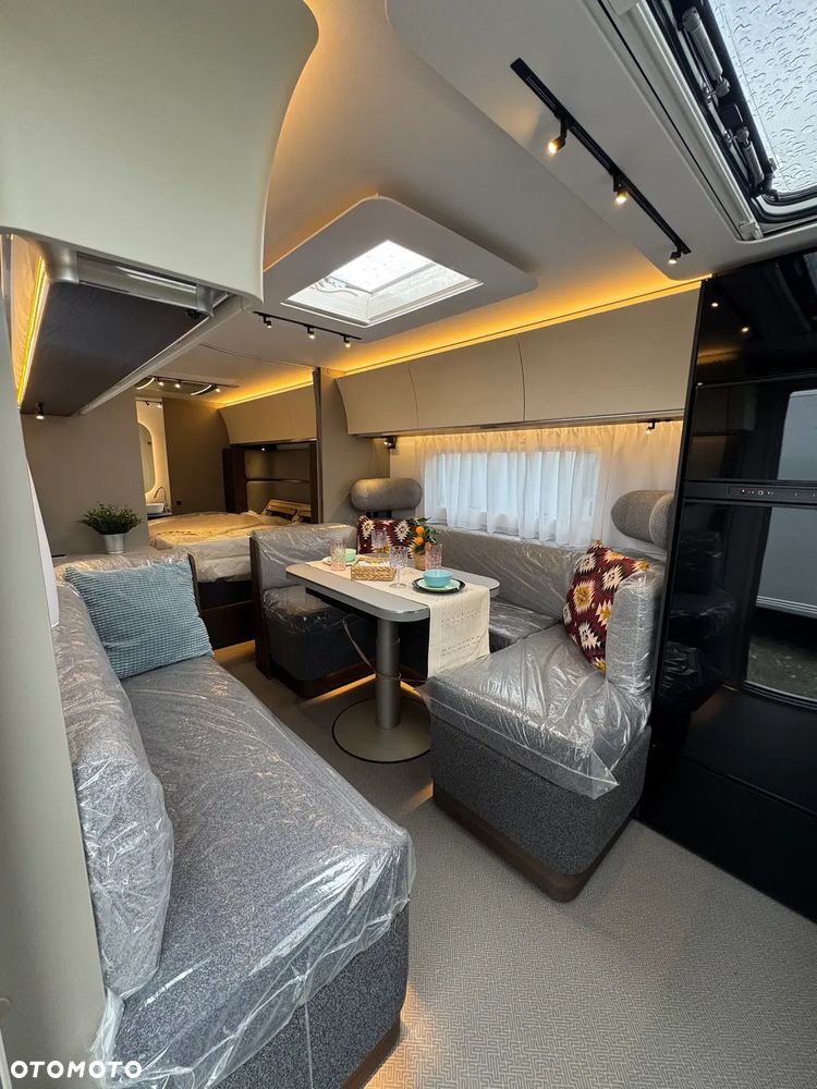 Adria Alpina 663 HT - 11