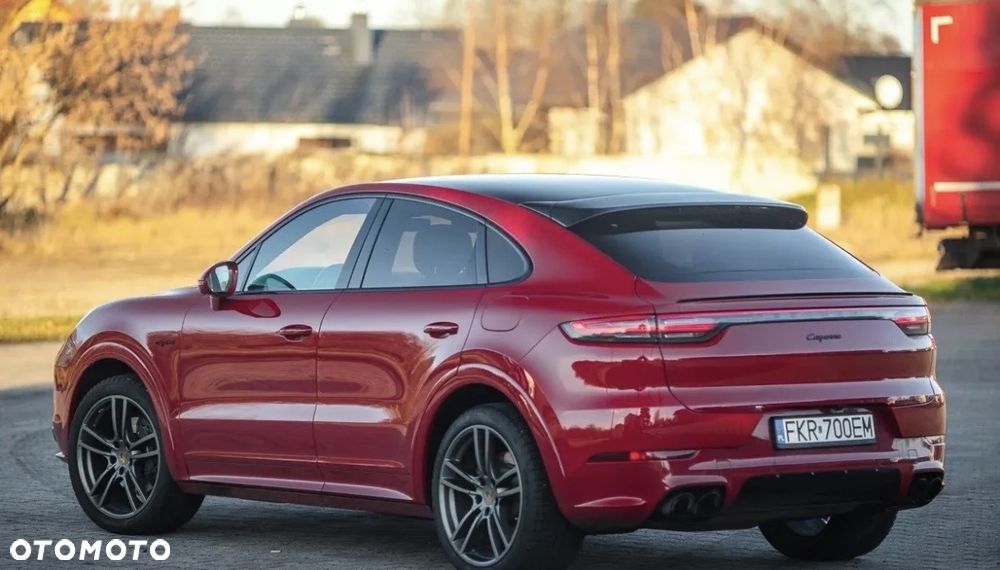 Porsche Cayenne - 4