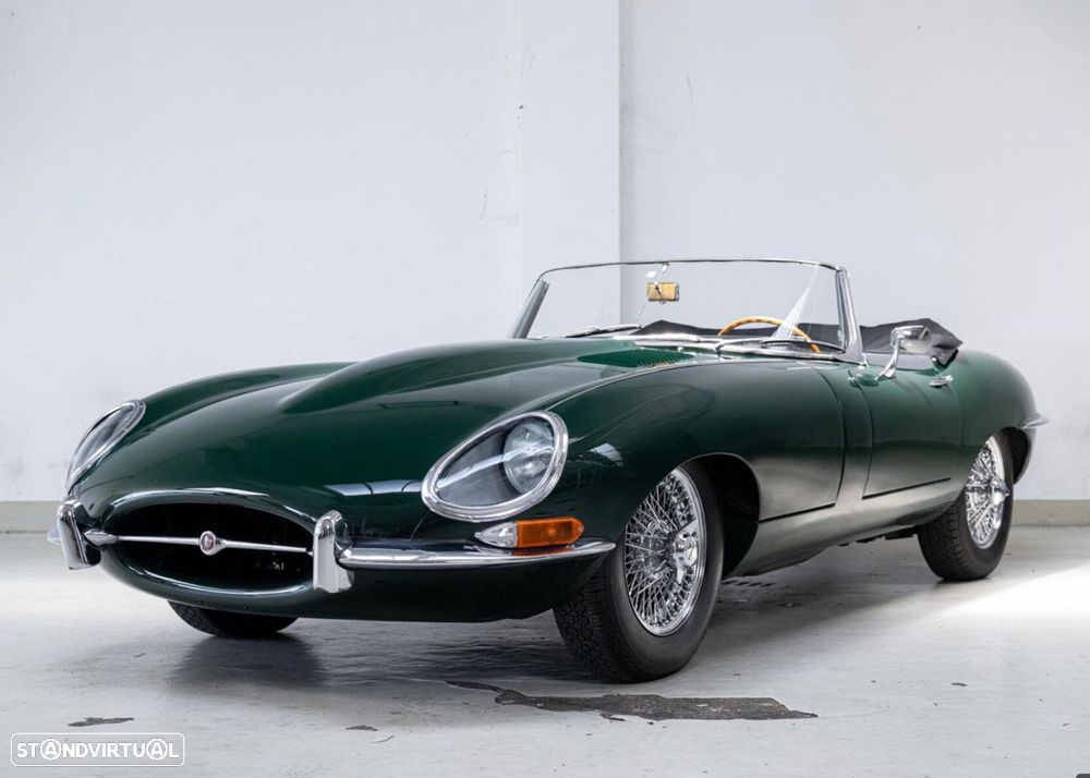 Jaguar E-Type - 1