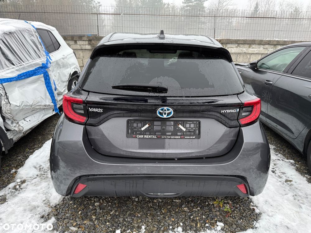 Toyota Yaris Hybrid 1.5 Executive - 5