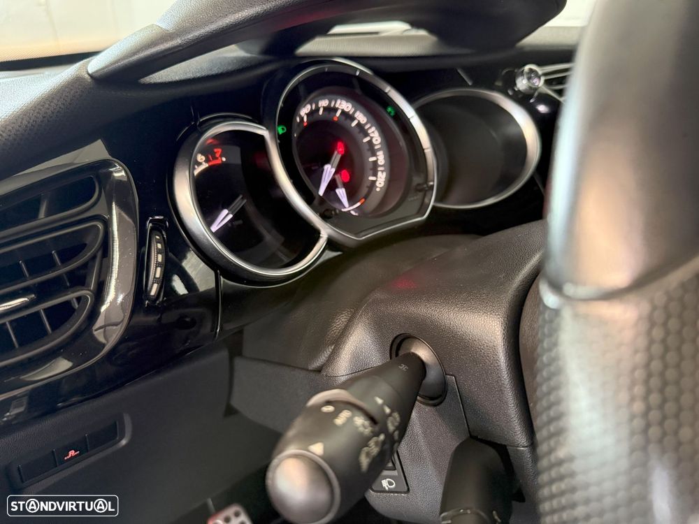 Citroën DS3 1.6 THP Sport Chic - 25