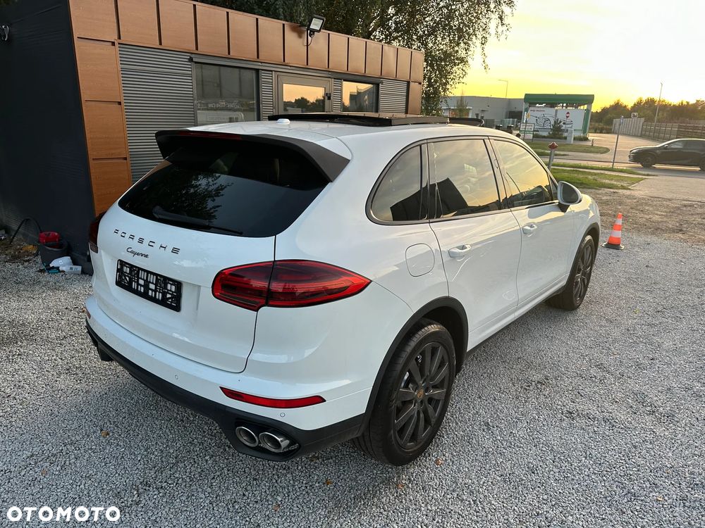Porsche Cayenne - 5