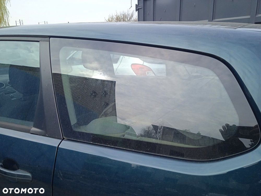 Szyba Karoseryjna Lewa Prawa Tylna Ford Focus MK2 Kombi - 1