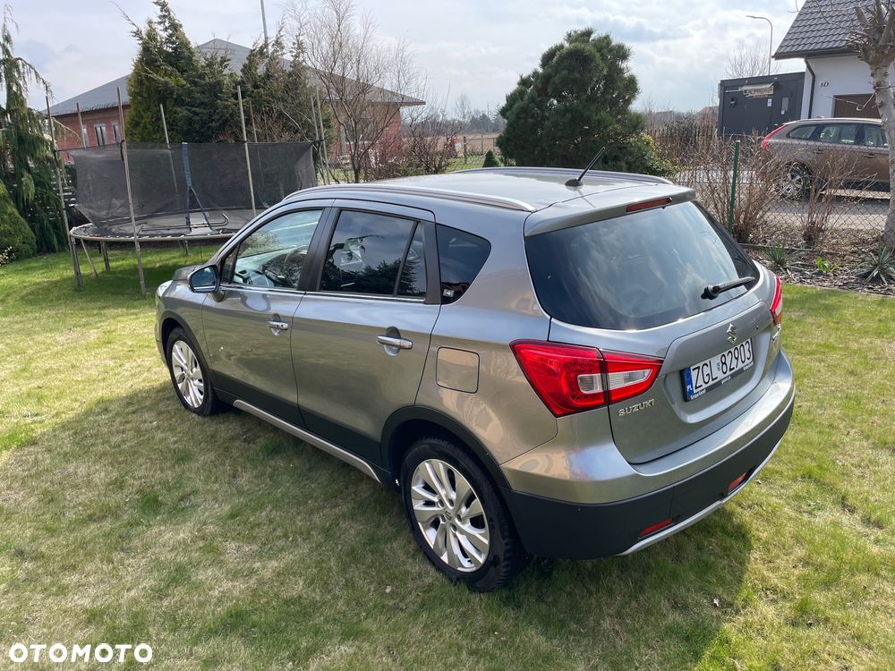 Suzuki SX4 S-Cross 1.0 T Premium - 4