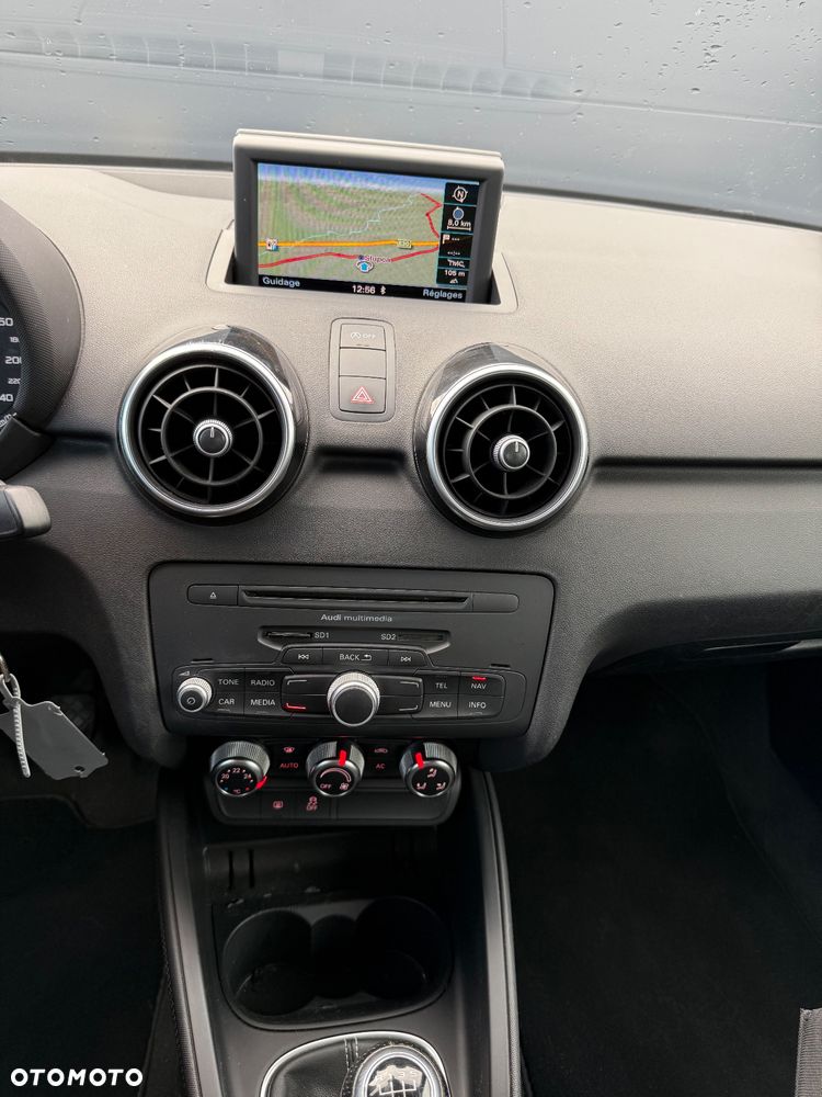 Audi A1 Sportback 1.6 TDI S line Sportpaket - 20