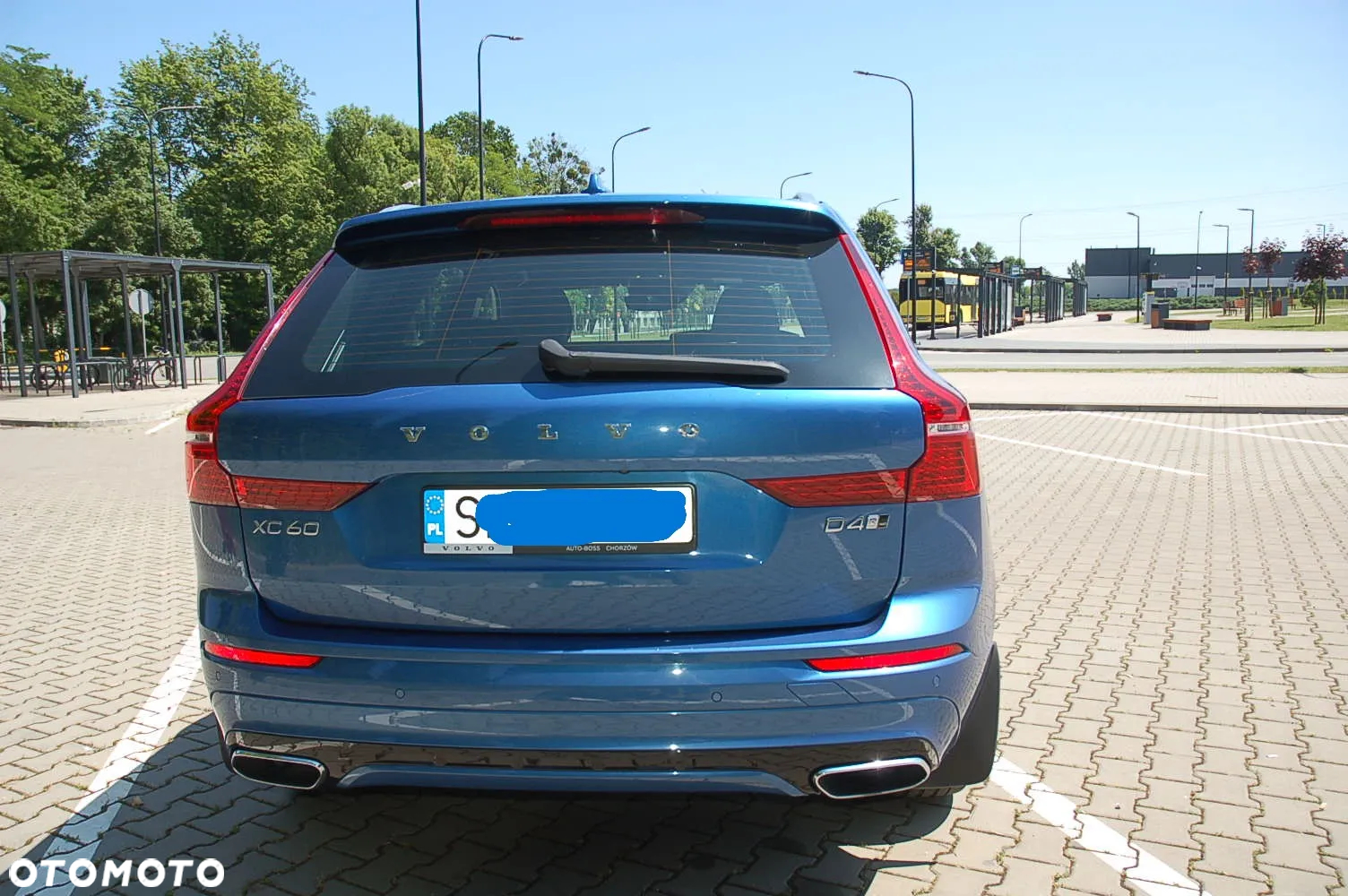Volvo XC 60 D4 AWD R-Design - 29