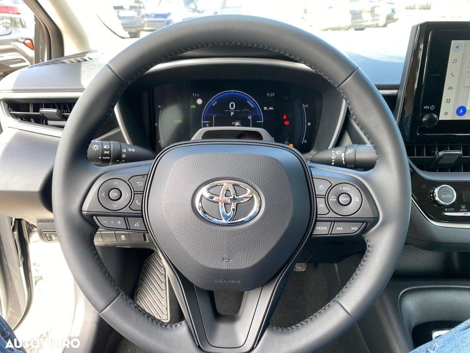 TOYOTA Corolla 2026 — imagine 7