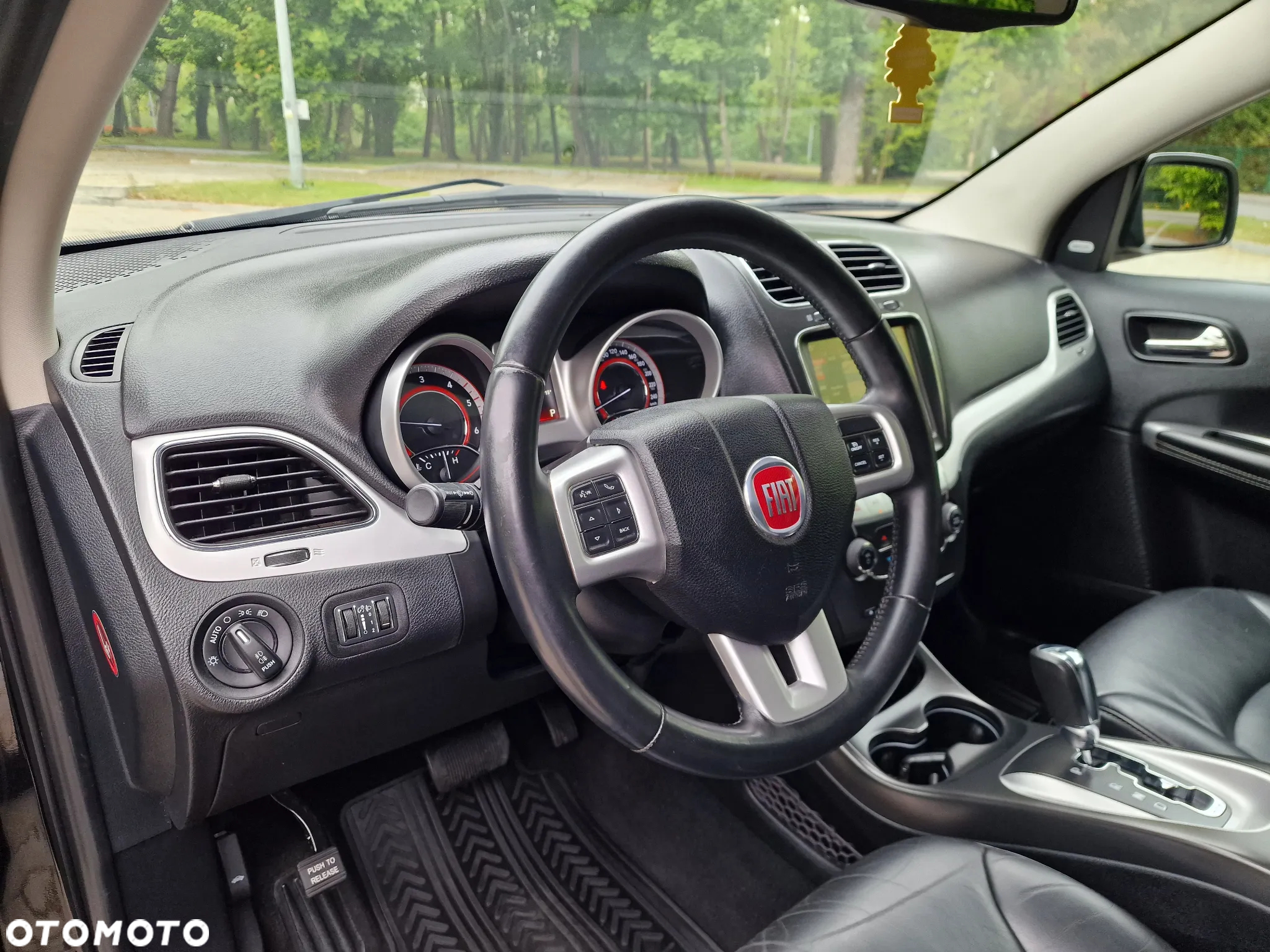 Fiat Freemont 2.0 Multijet 16V DPF Automatik Allrad Black Code - 12