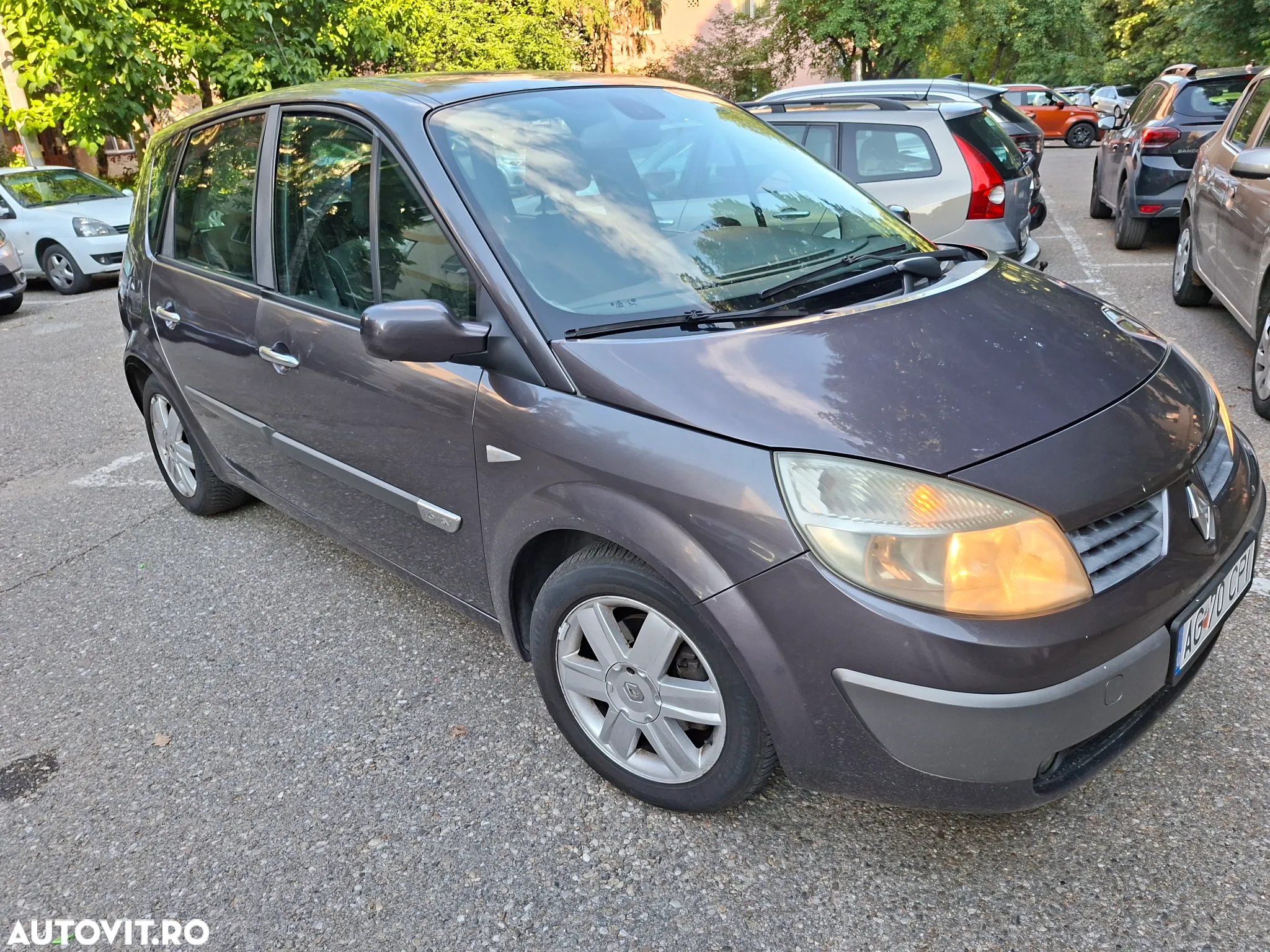 Renault Scenic 1.6 16V Authentique - 8
