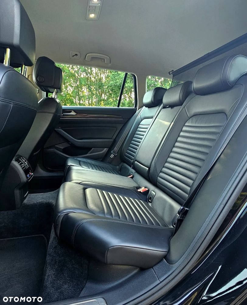 Volkswagen Passat 2.0 TDI BMT Highline - 12