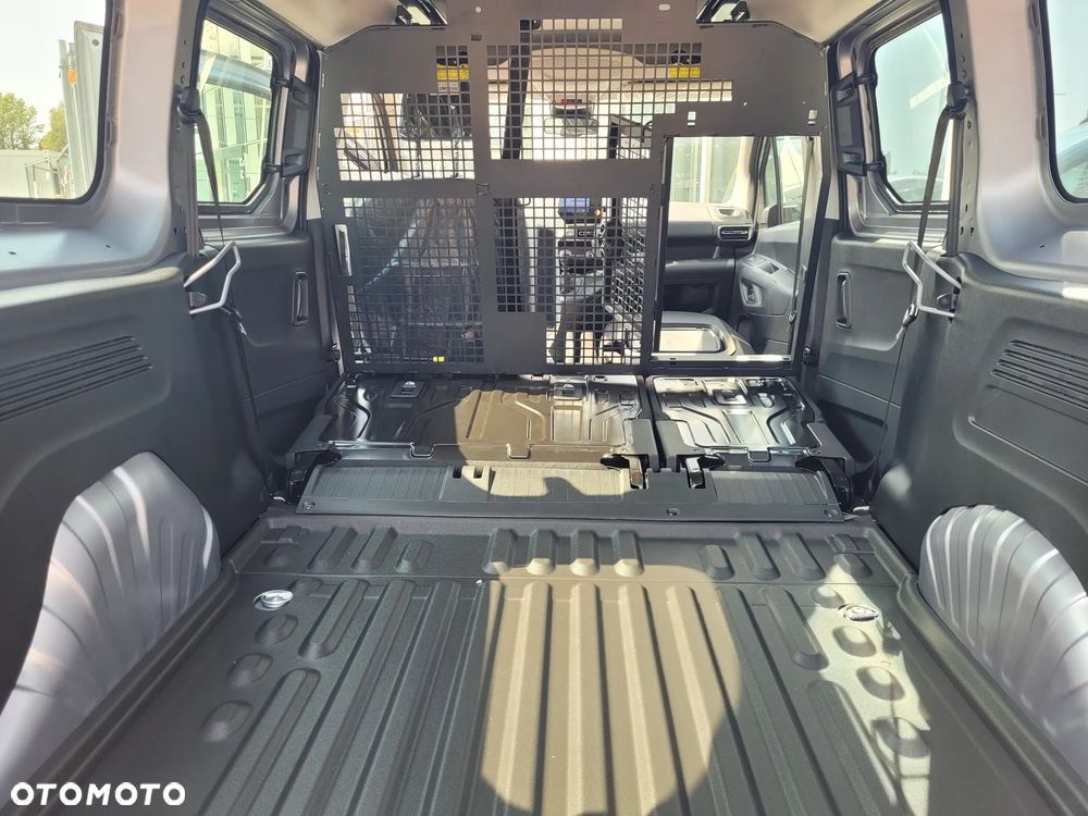 Fiat Doblo Crew Cab - 18