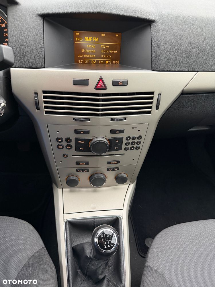Opel Astra - 10