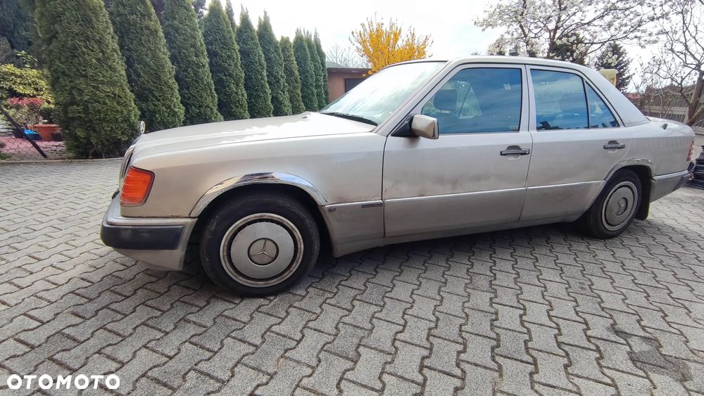 Mercedes-Benz W124 (1984-1993) - 6