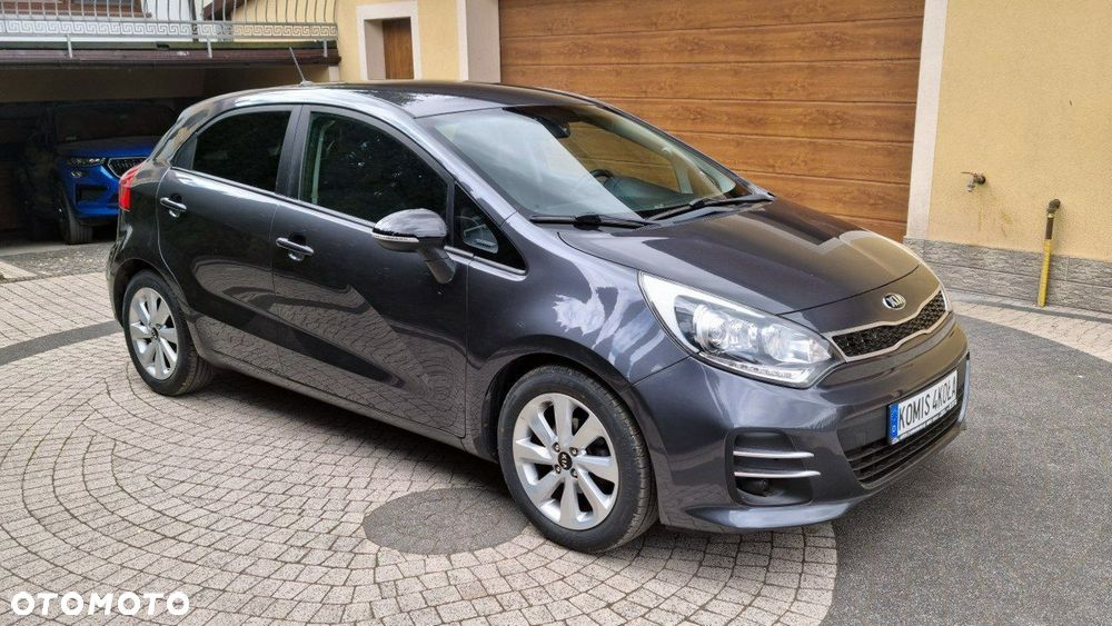 Kia Rio - 7
