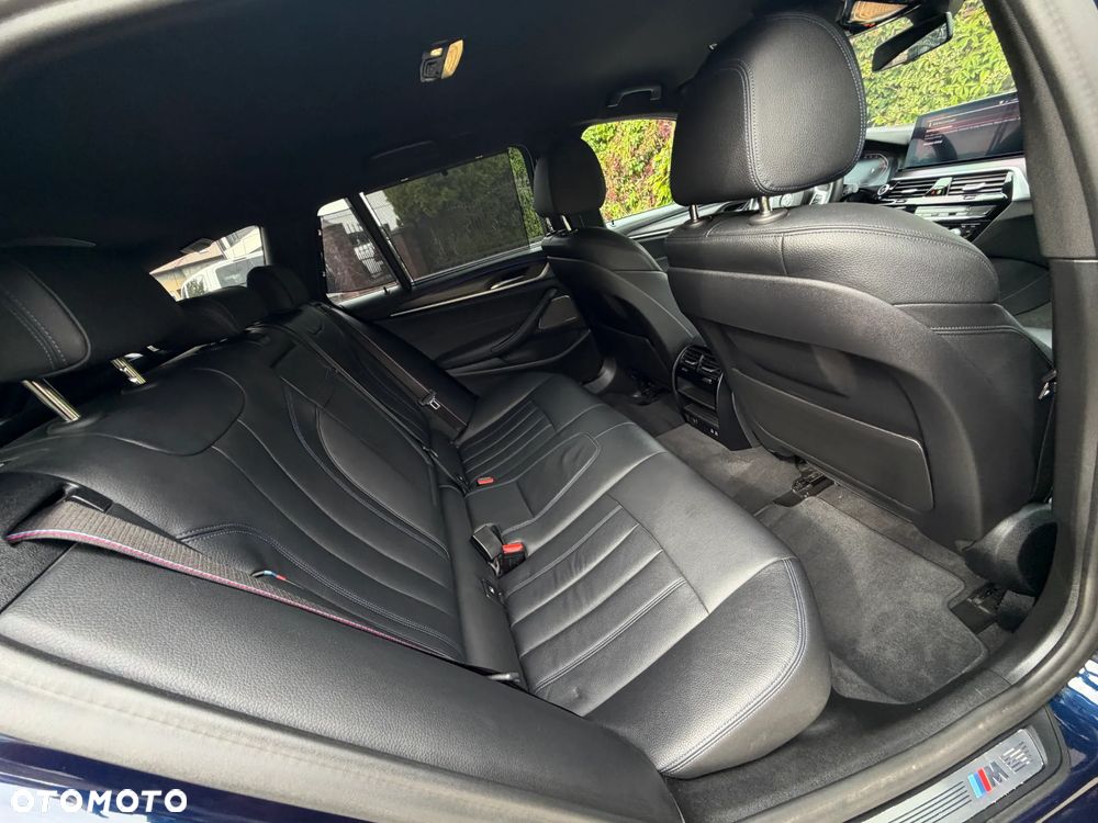 BMW Seria 5 540d xDrive mHEV M Sport sport - 34