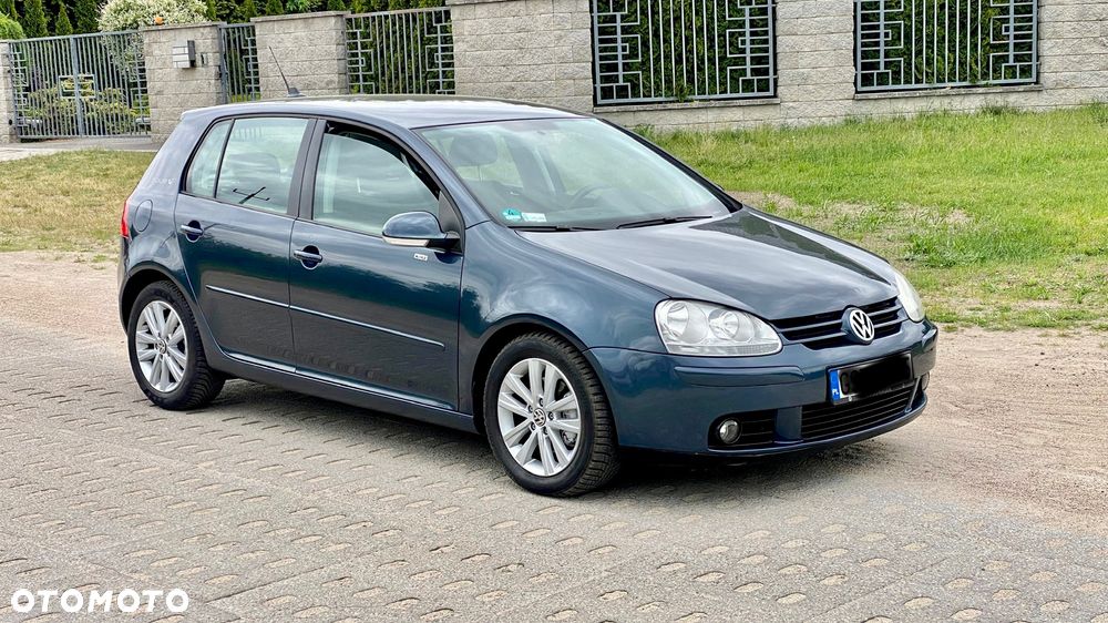 Volkswagen Golf 2.0 TDI Highline - 26
