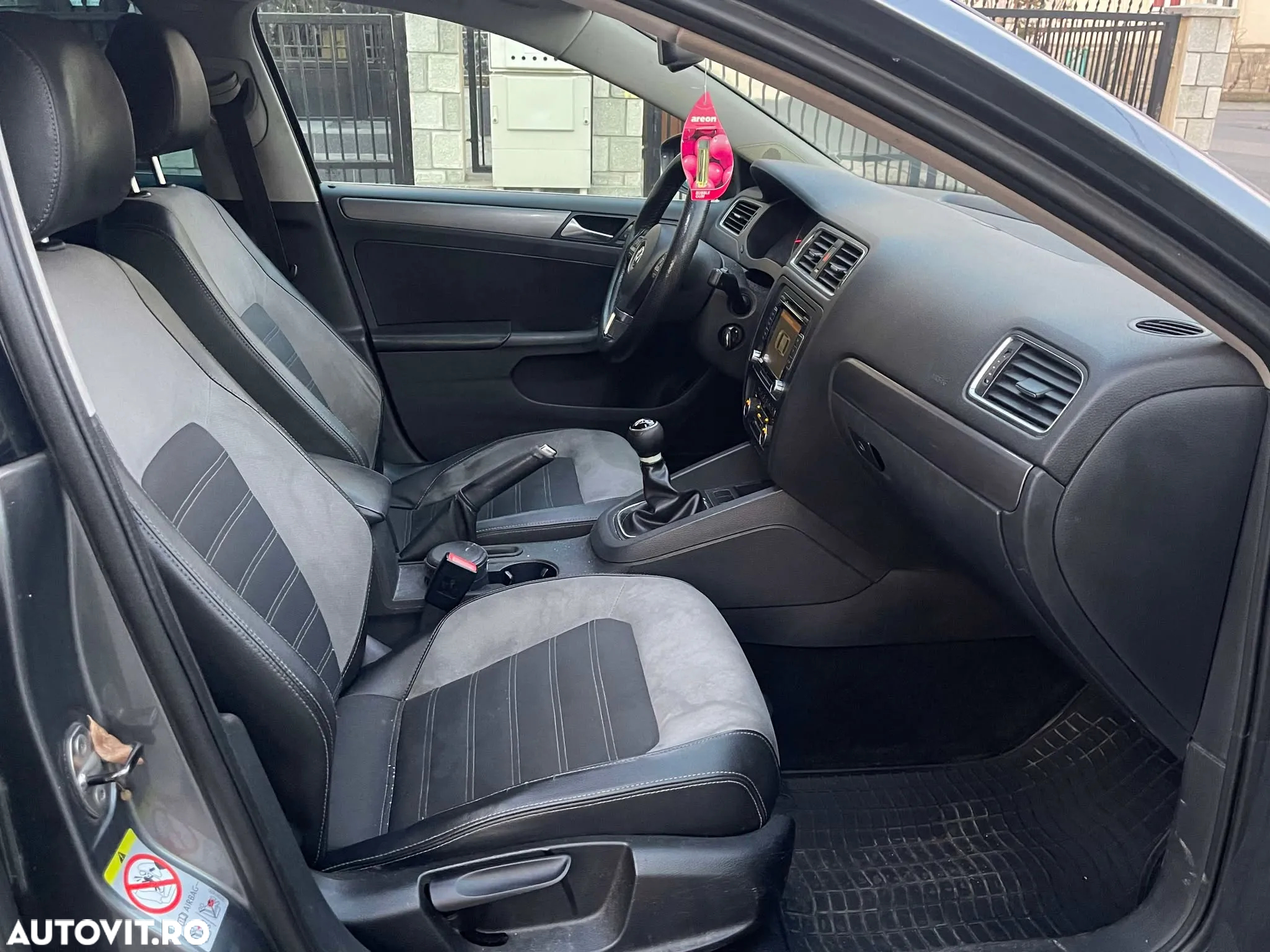 Volkswagen Jetta 2.0 TDI DPF Highline - 7