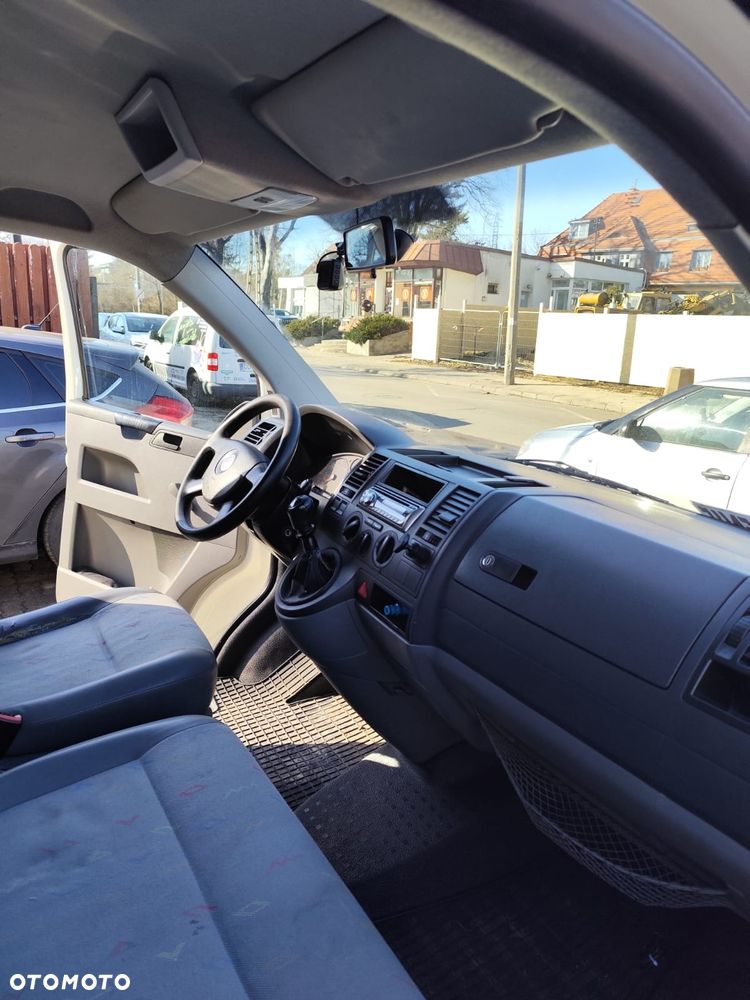 Volkswagen Transporter - 8